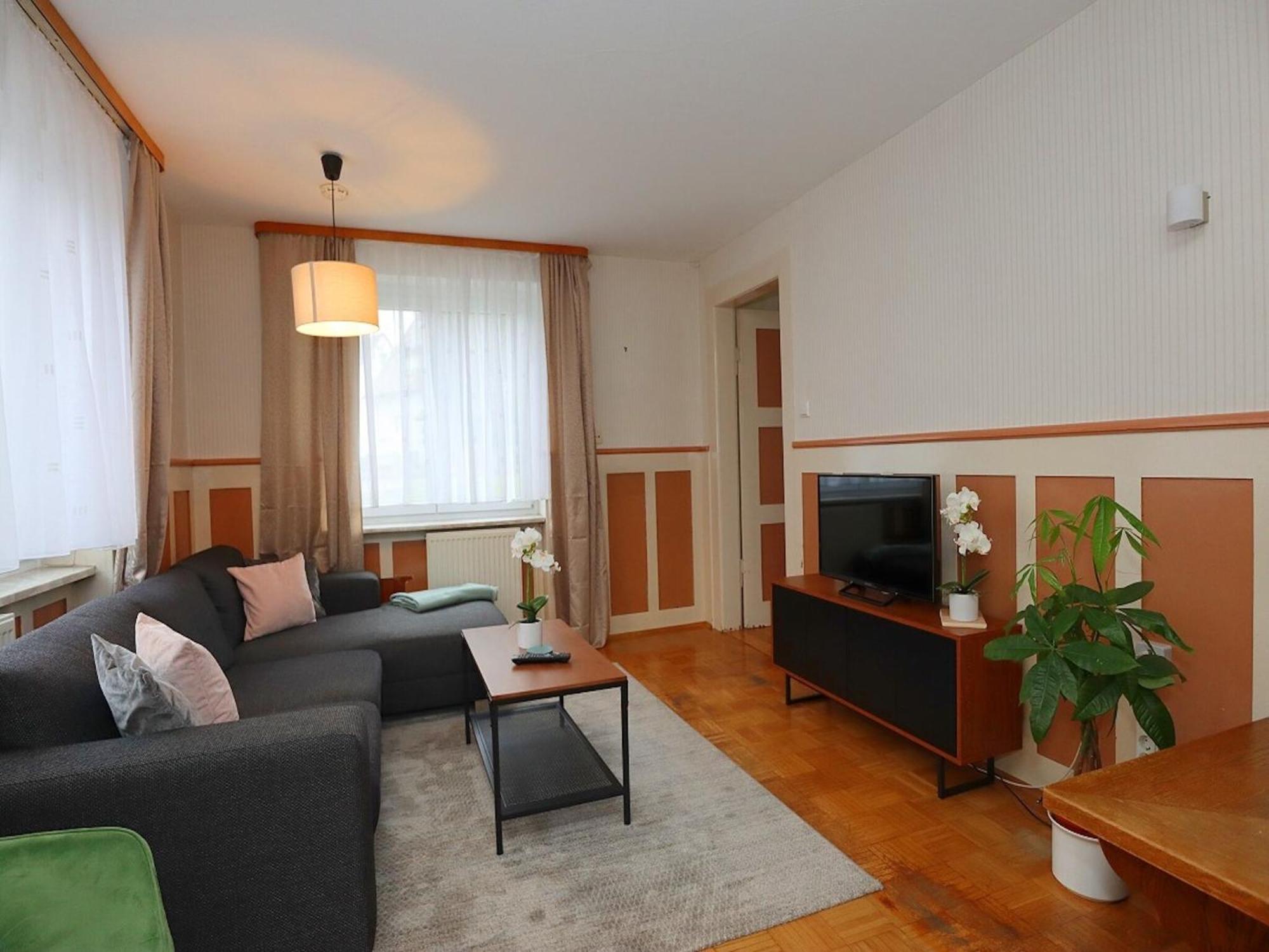 Cozy Apartment In Schwenningen With Garden Villingen-Schwenningen Eksteriør bilde